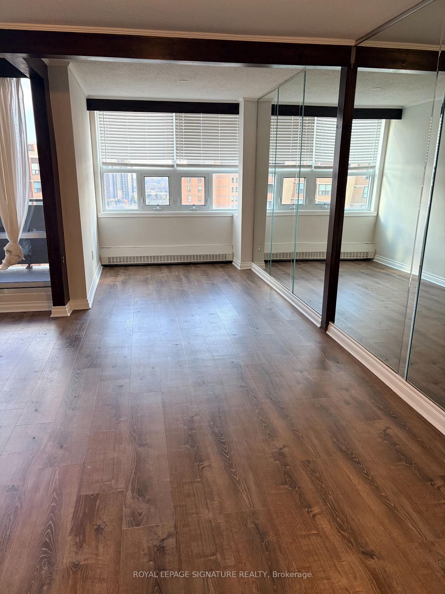 2003-714 The West Mall N/A, Toronto, ON - Indoor