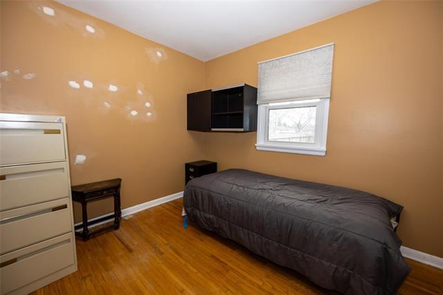 352 Devon Ave, Winnipeg, MB