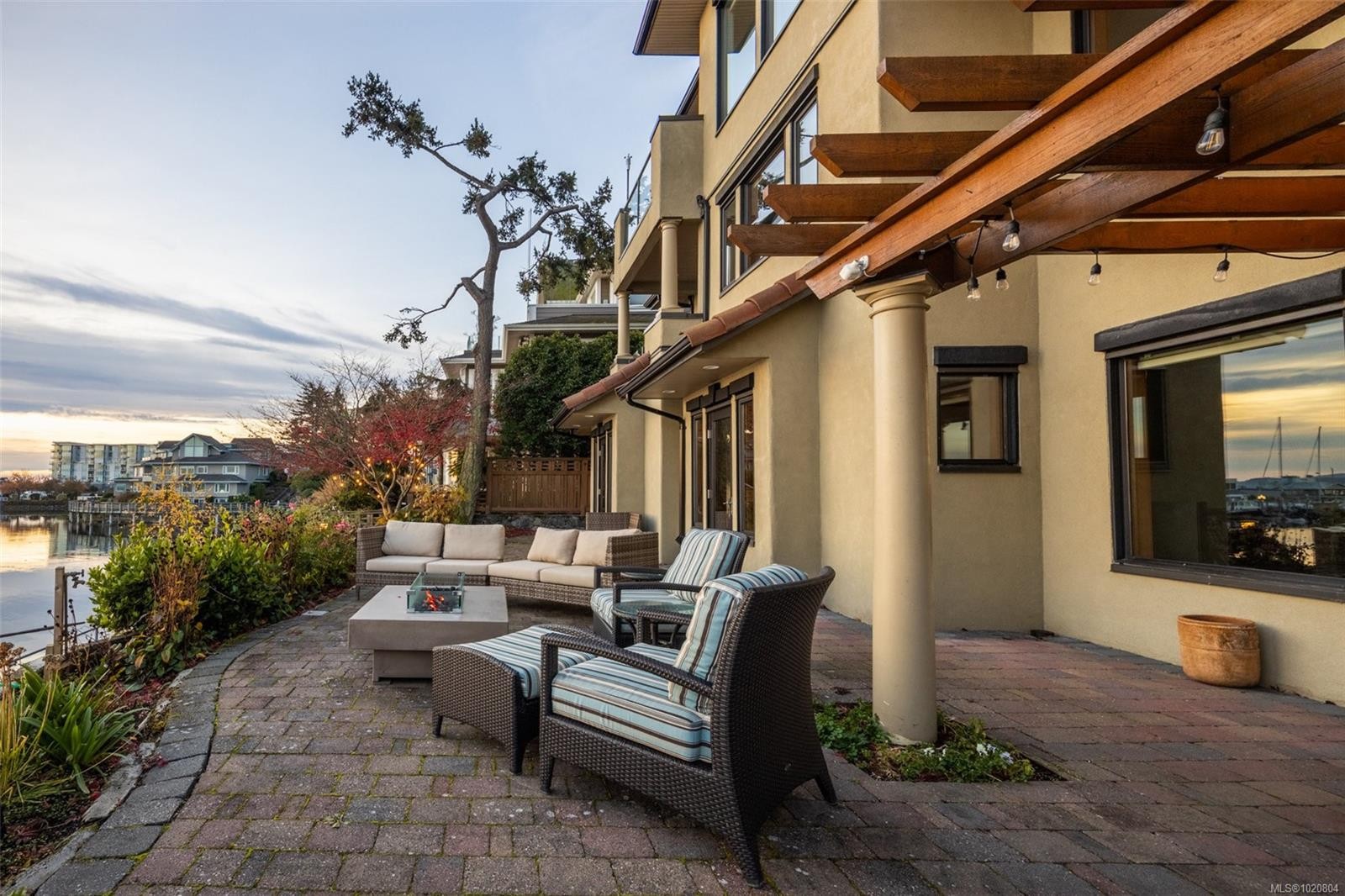 101-9949 Third St, Sidney, BC - Outdoor With Deck Patio Veranda With Exterior