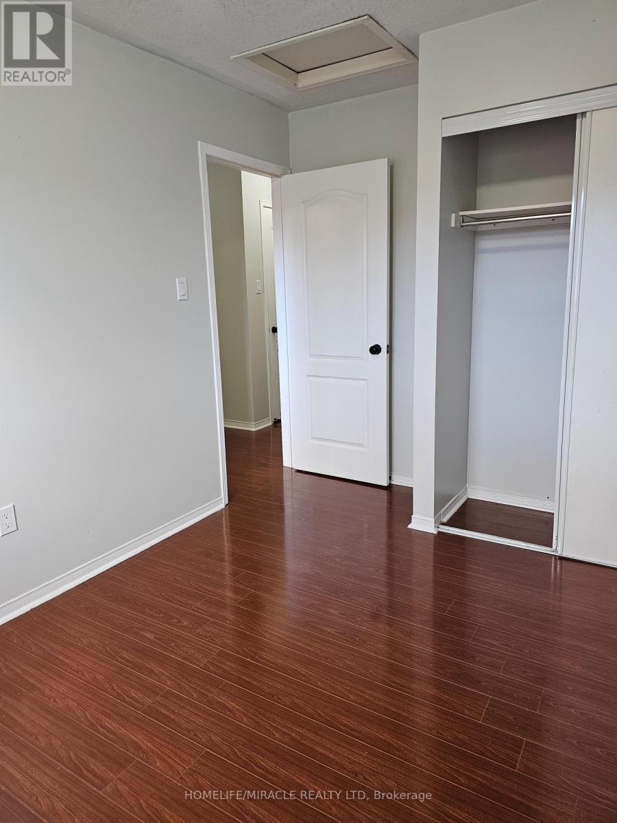 20 Whiteface Crescent, Brampton, ON - Indoor Photo Showing Other Room