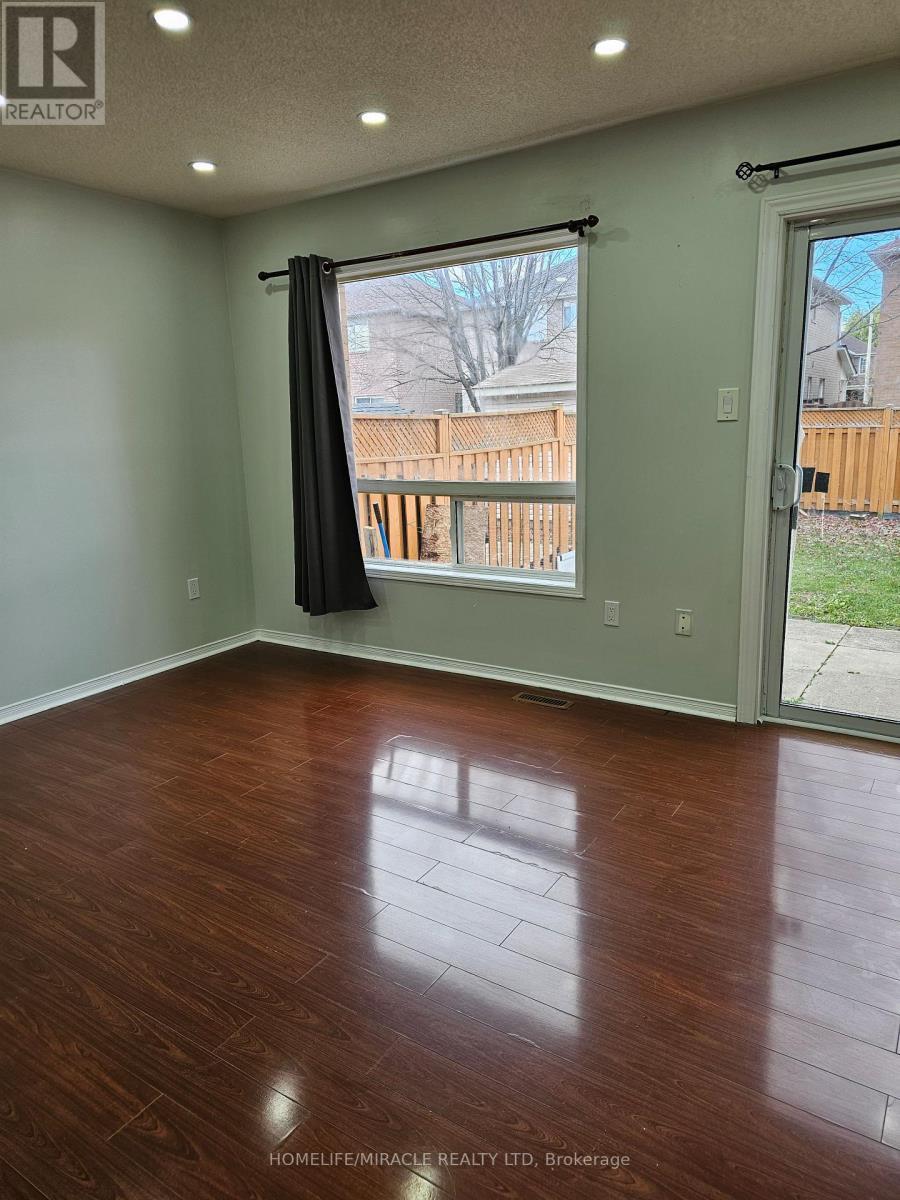 20 Whiteface Crescent, Brampton, ON - Indoor Photo Showing Other Room