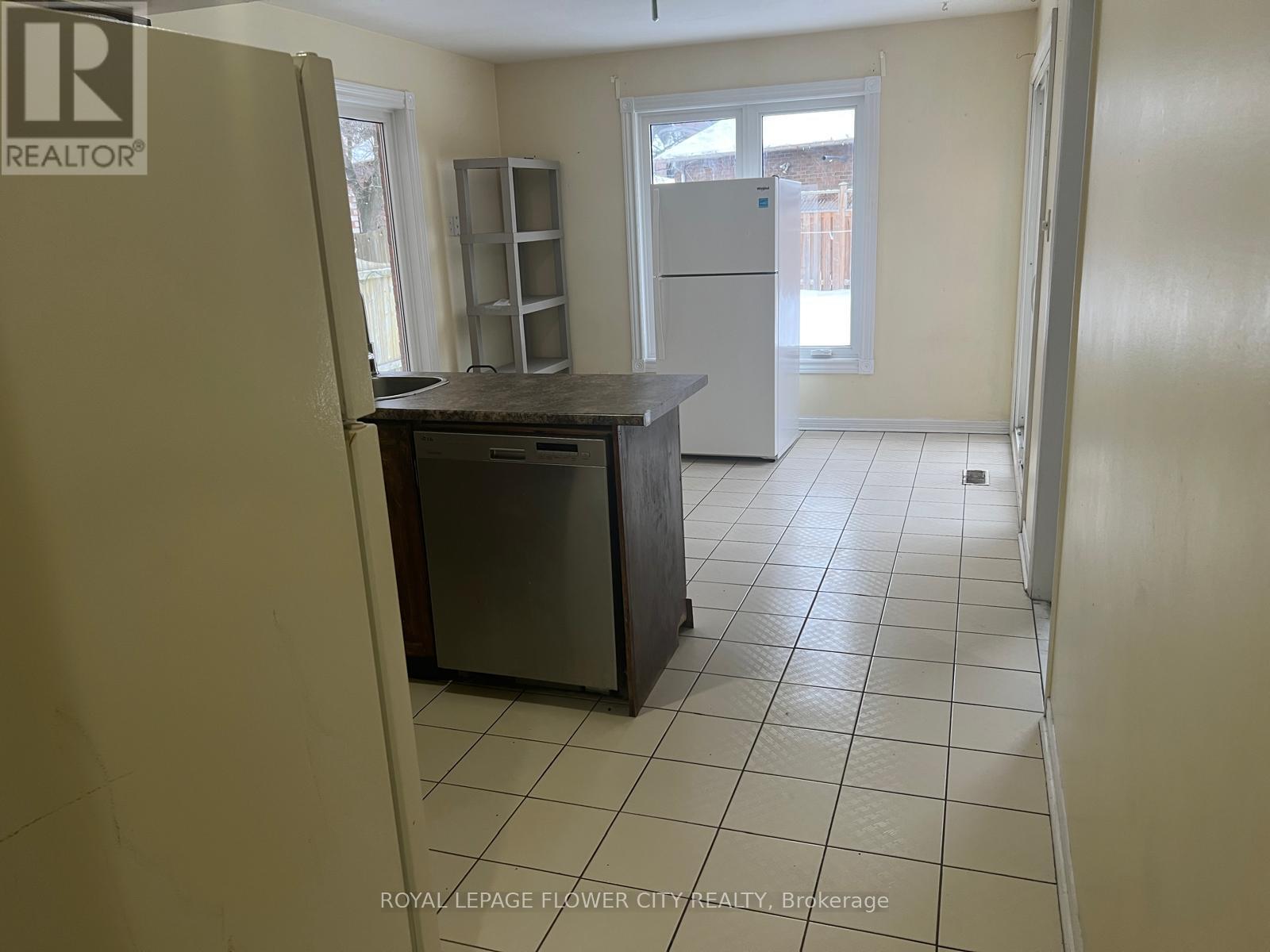 5364 Champlain Trail, Mississauga, ON - Indoor