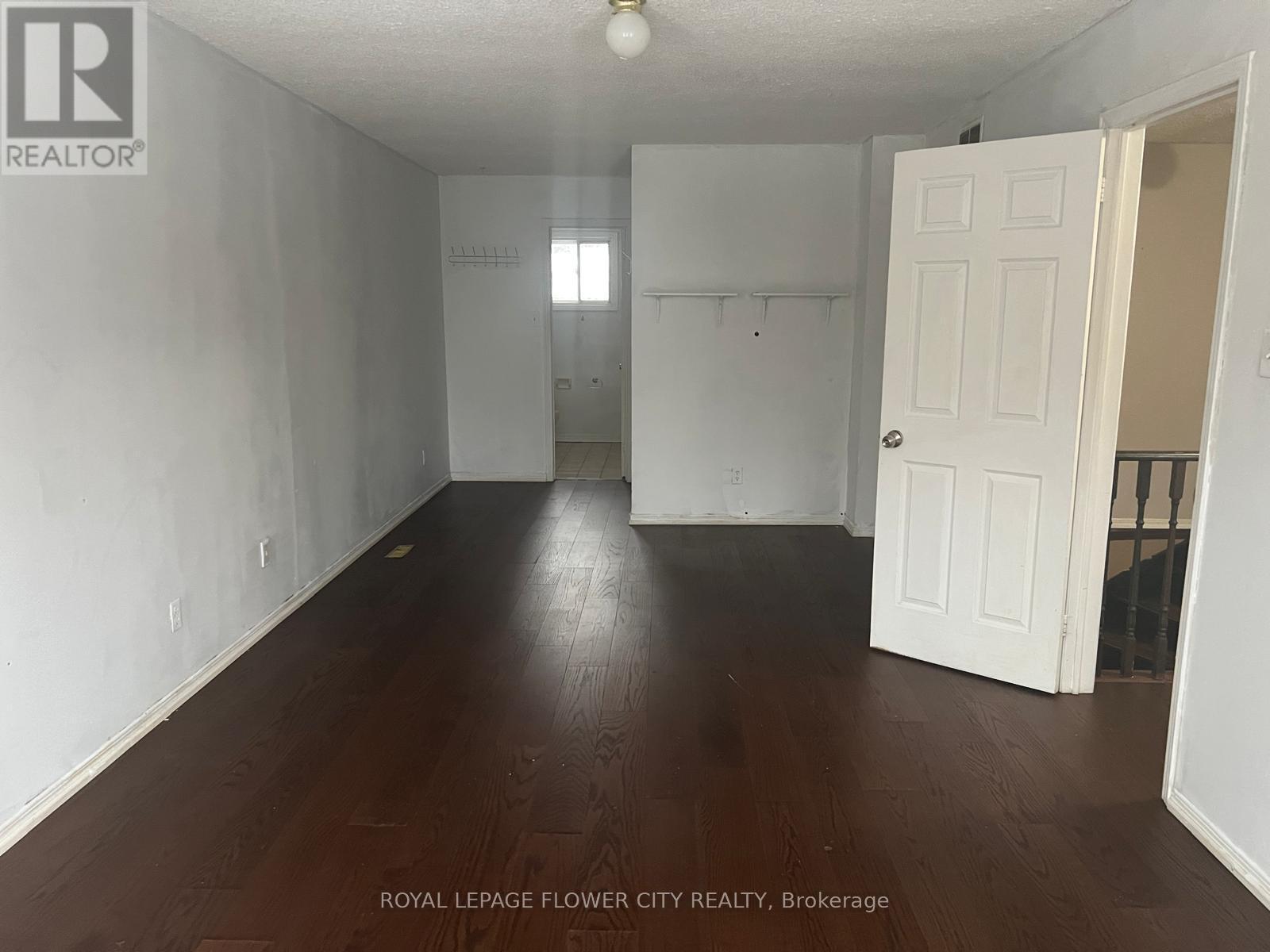 5364 Champlain Trail, Mississauga, ON - Indoor Photo Showing Other Room