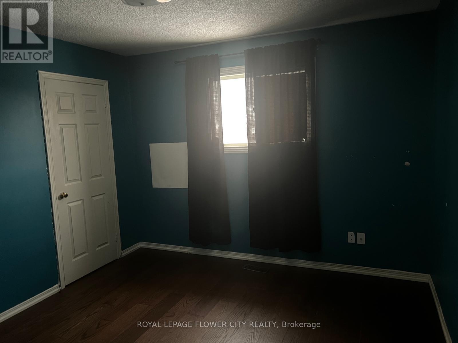 5364 Champlain Trail, Mississauga, ON - Indoor Photo Showing Other Room