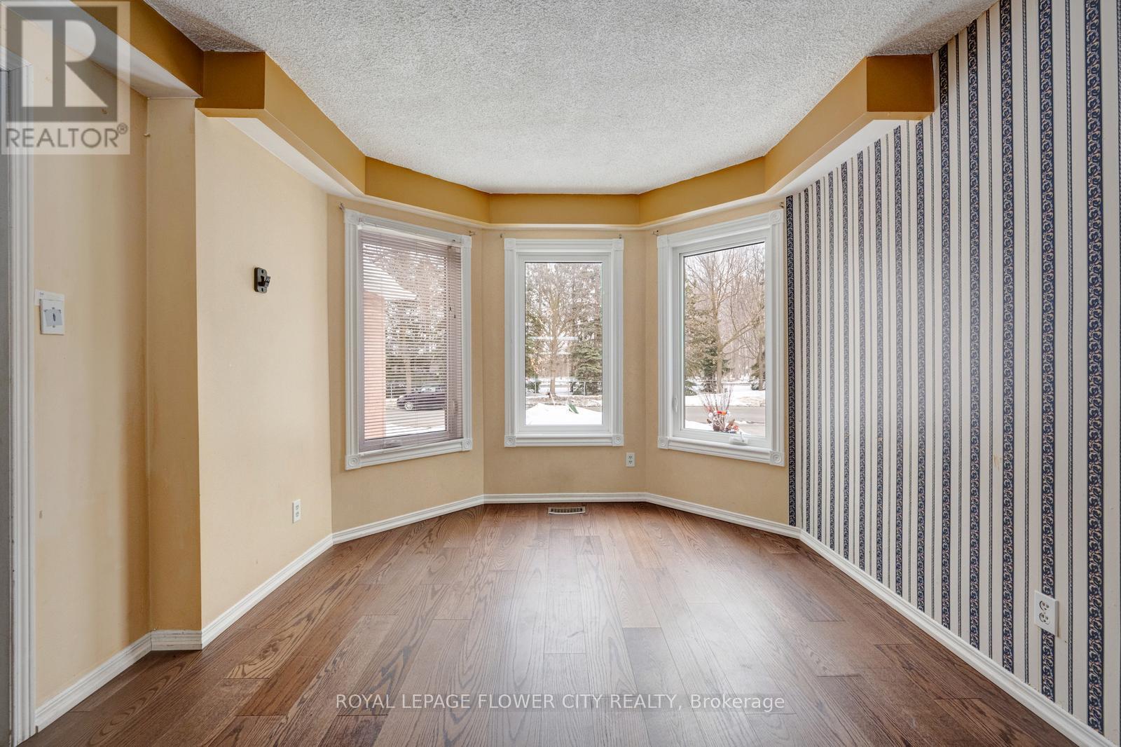 5364 Champlain Trail, Mississauga, ON - Indoor Photo Showing Other Room