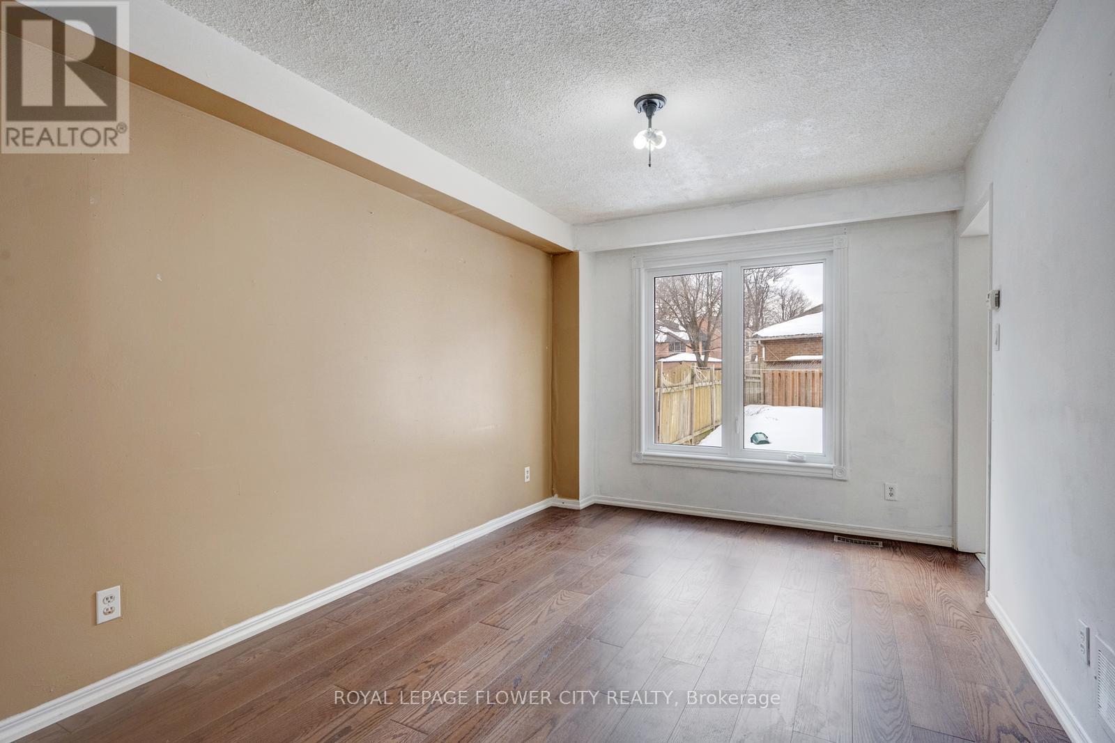 5364 Champlain Trail, Mississauga, ON - Indoor Photo Showing Other Room