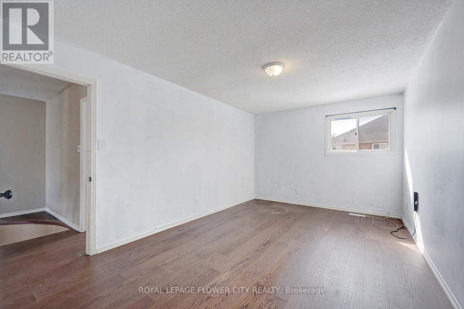 5364 Champlain Trail, Mississauga, ON - Indoor Photo Showing Other Room
