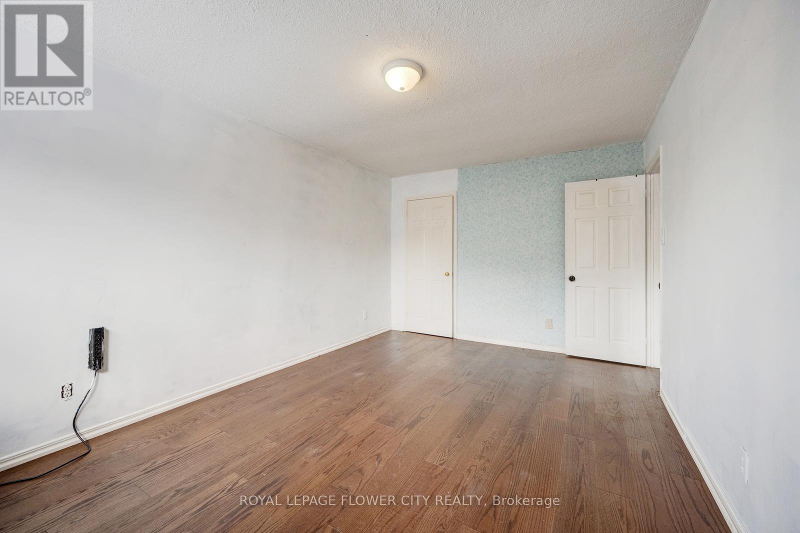 5364 Champlain Trail, Mississauga, ON - Indoor Photo Showing Other Room