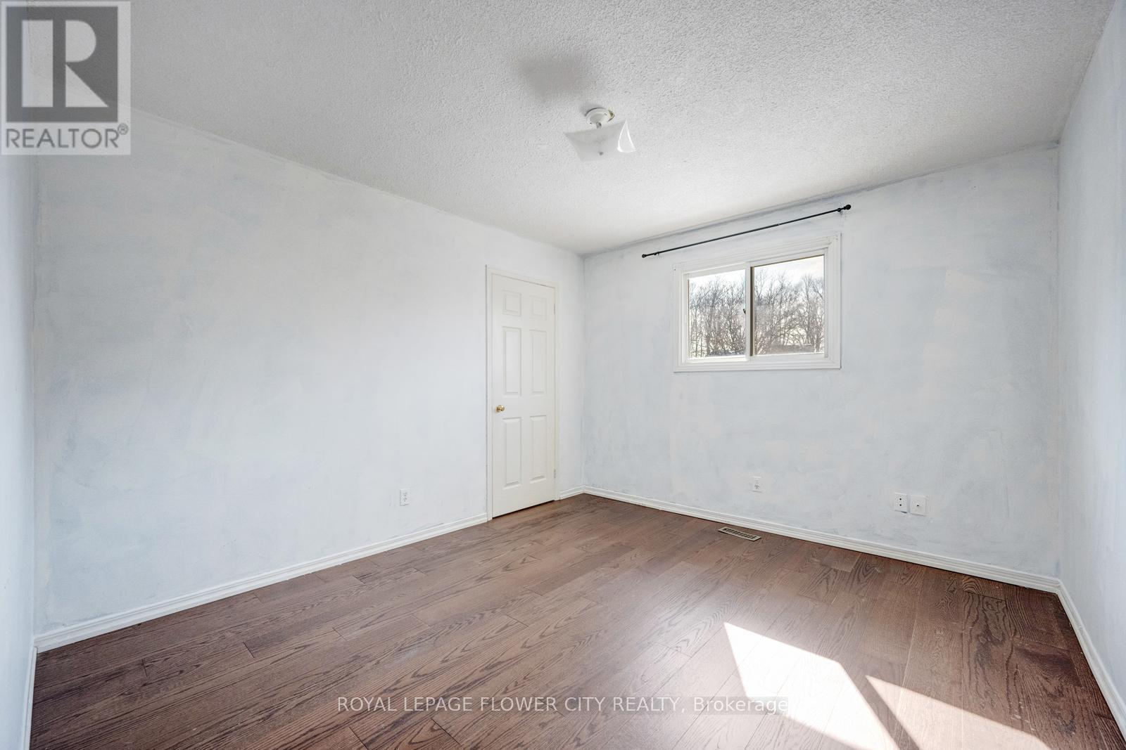 5364 Champlain Trail, Mississauga, ON - Indoor Photo Showing Other Room
