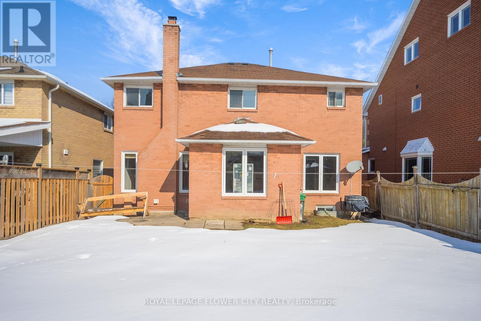 5364 Champlain Trail, Mississauga, ON - Outdoor With Exterior