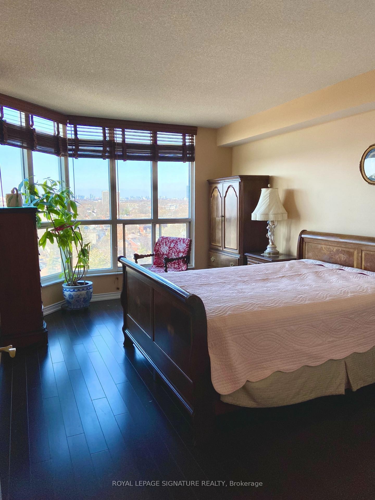 1104-2285 Lake Shore Boulevard W, Toronto, ON - Indoor Photo Showing Bedroom