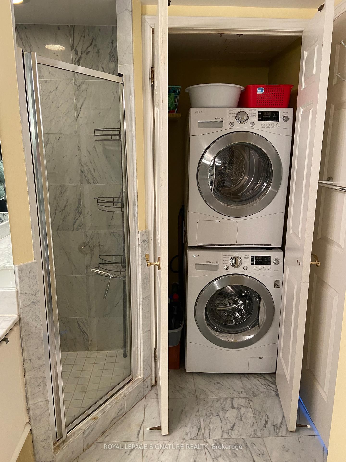 1104-2285 Lake Shore Boulevard W, Toronto, ON - Indoor Photo Showing Laundry Room