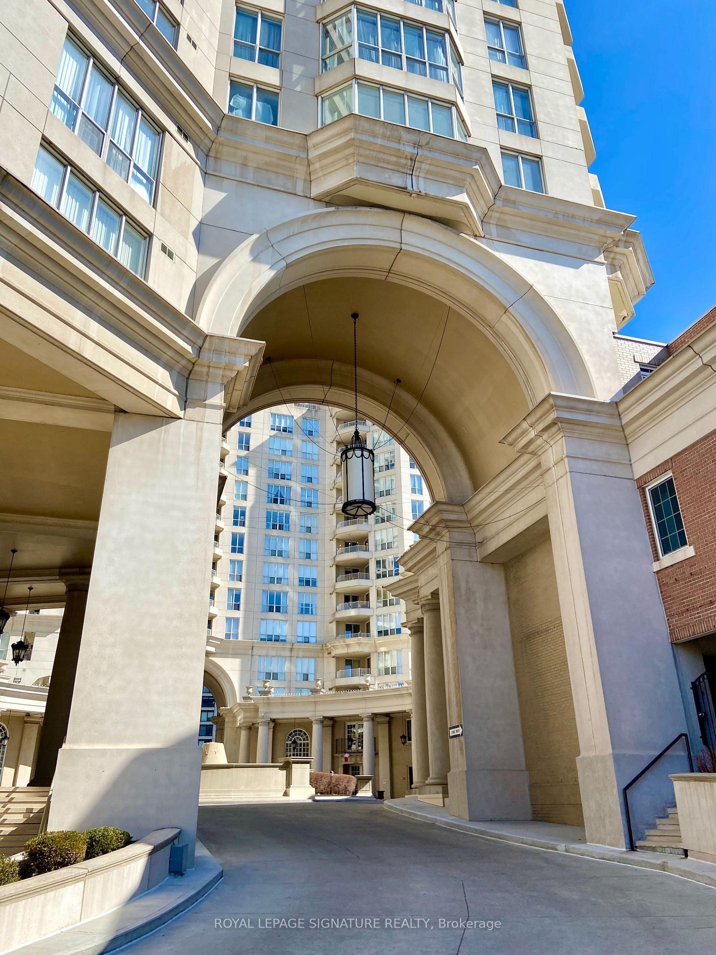 1104-2285 Lake Shore Boulevard W, Toronto, ON - Outdoor With Facade