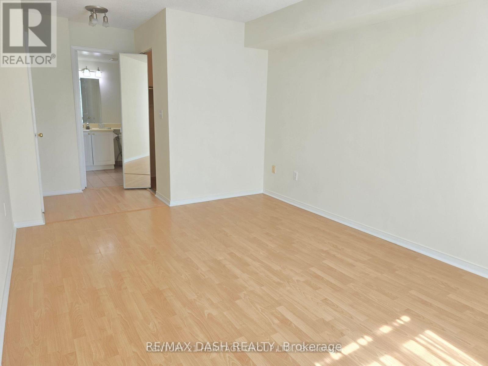 1202 - 8 Pemberton Avenue, Toronto, ON - Indoor Photo Showing Other Room