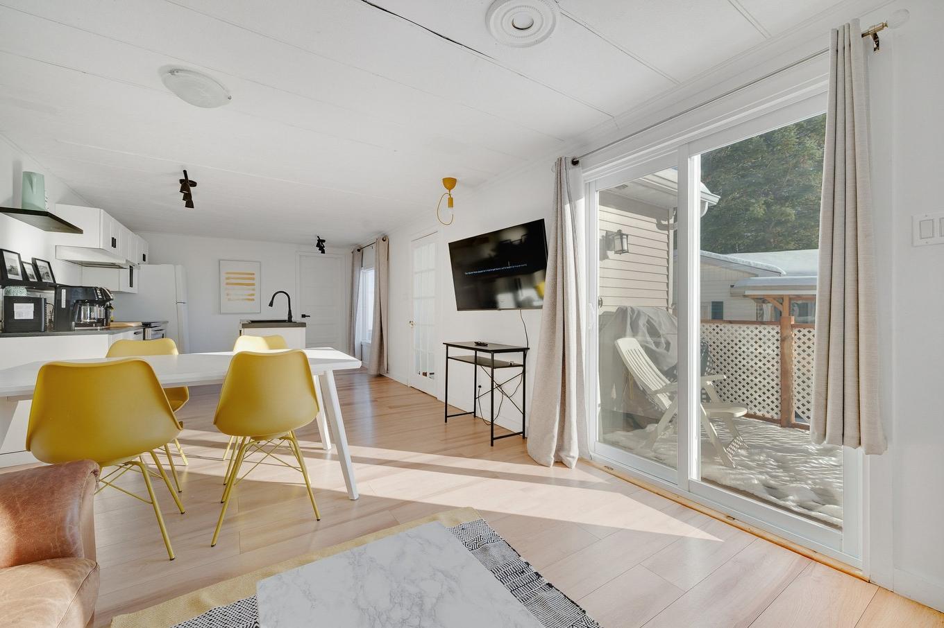 Overall view - 800A Ch. Du Havre-Des-Monts, Saint-Sauveur, QC - Indoor