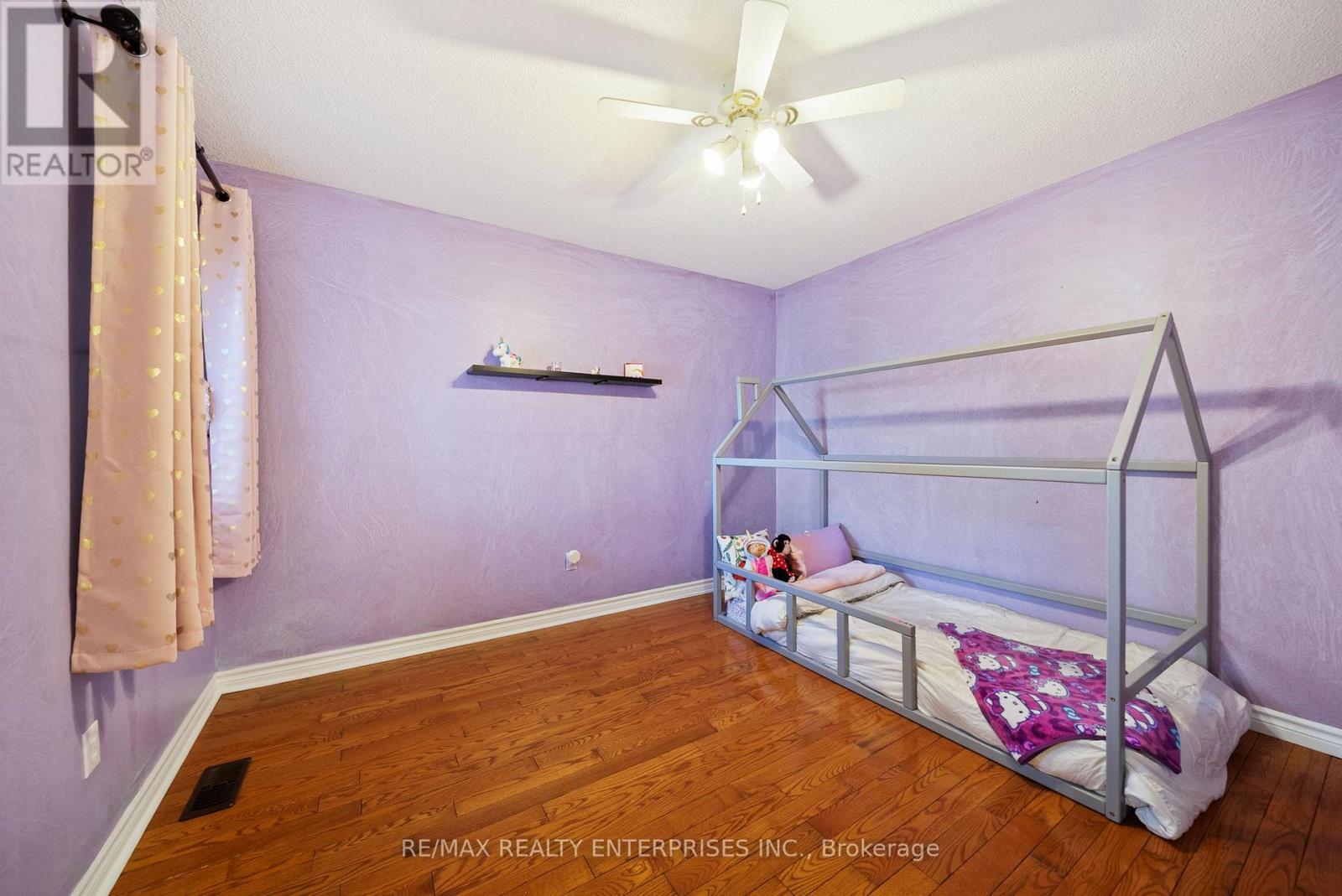 5454 Wilderness Trail, Mississauga, ON - Indoor Photo Showing Bedroom