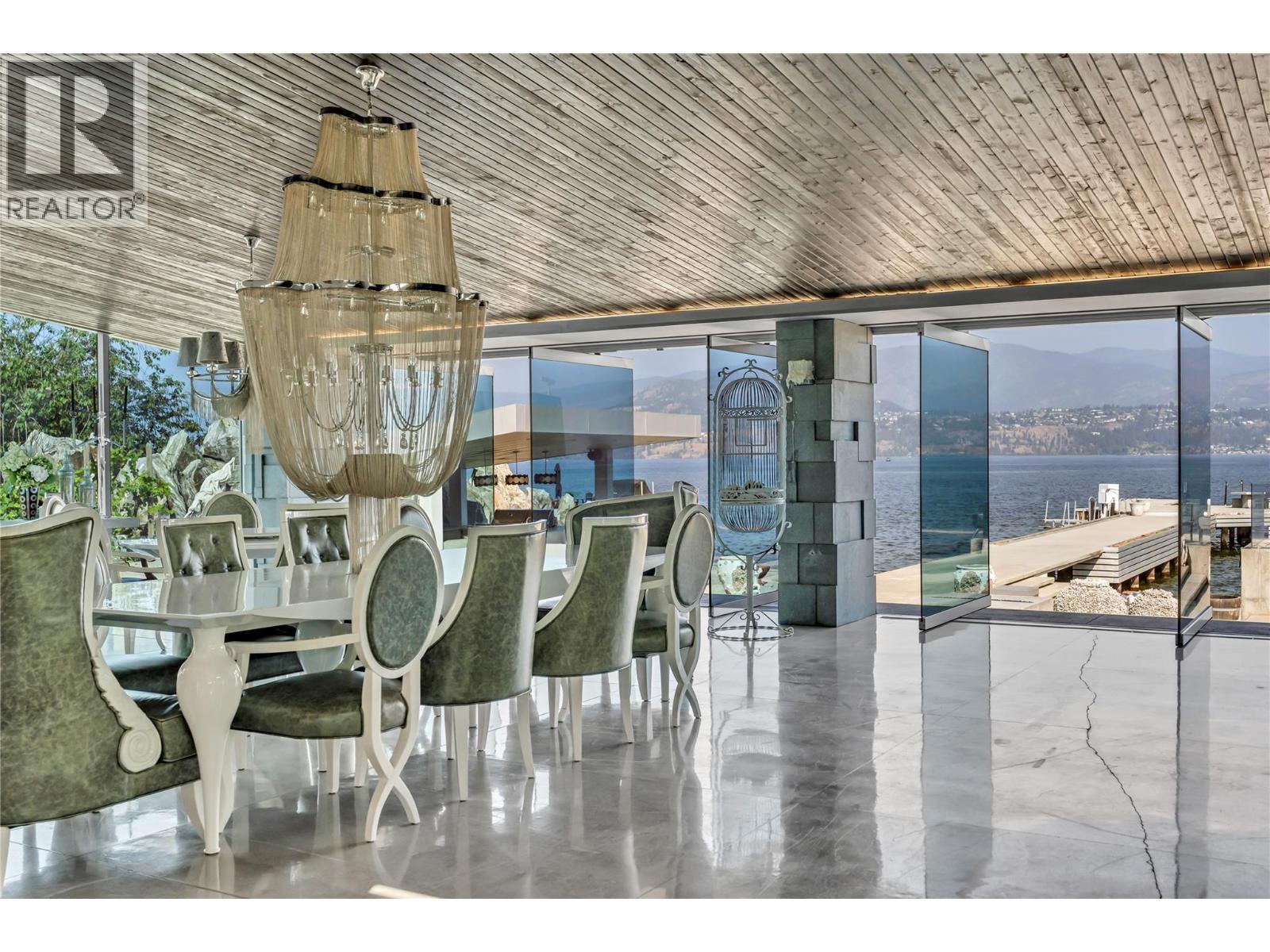 4358 Hobson Road, Kelowna, BC - Indoor Photo Showing Dining Room