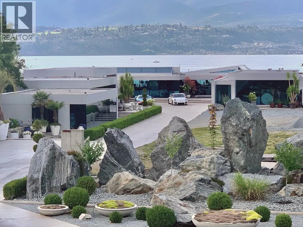 4358 Hobson Road, Kelowna, BC - Outdoor With Body Of Water