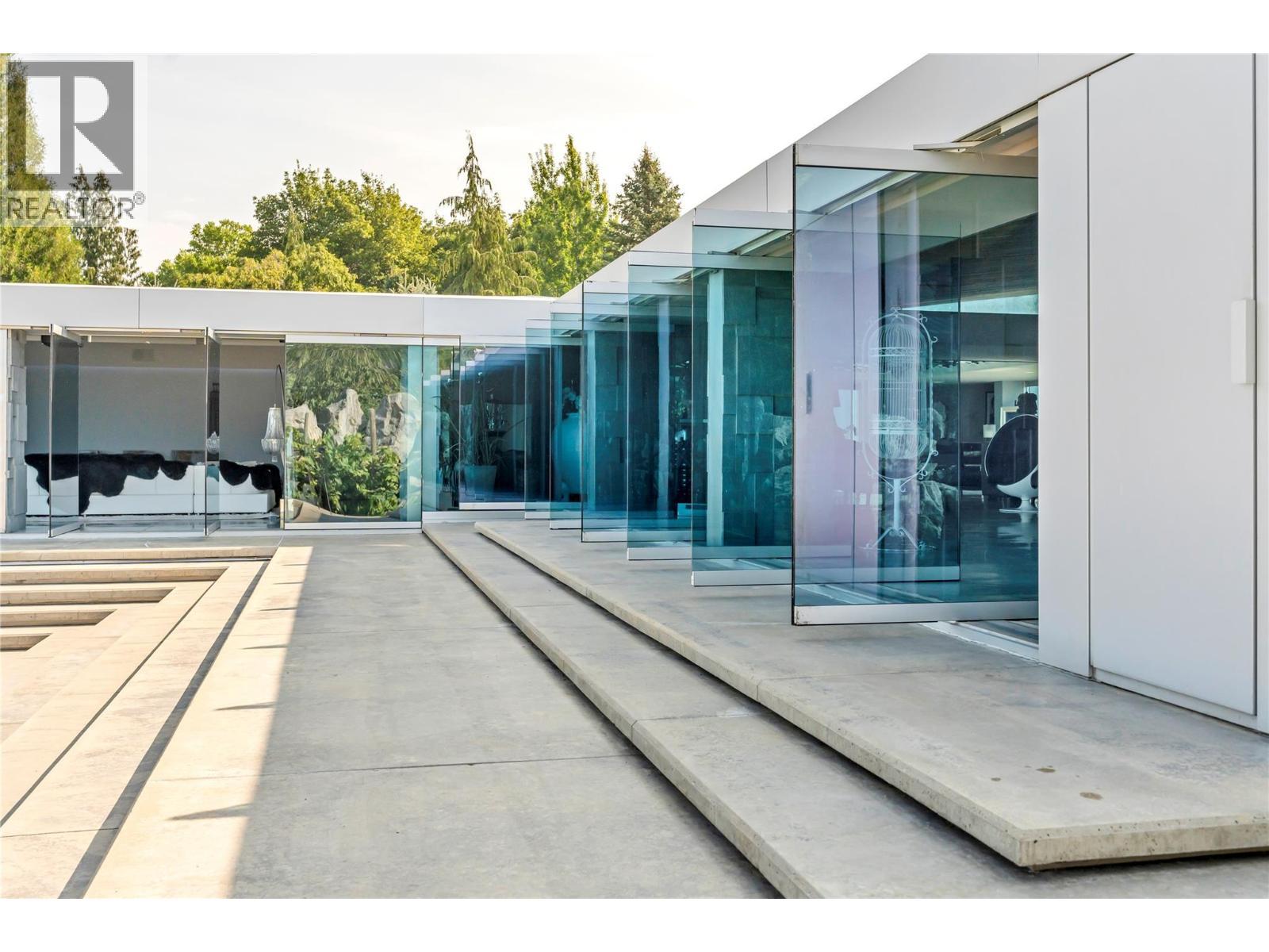 4358 Hobson Road, Kelowna, BC - Outdoor With Exterior