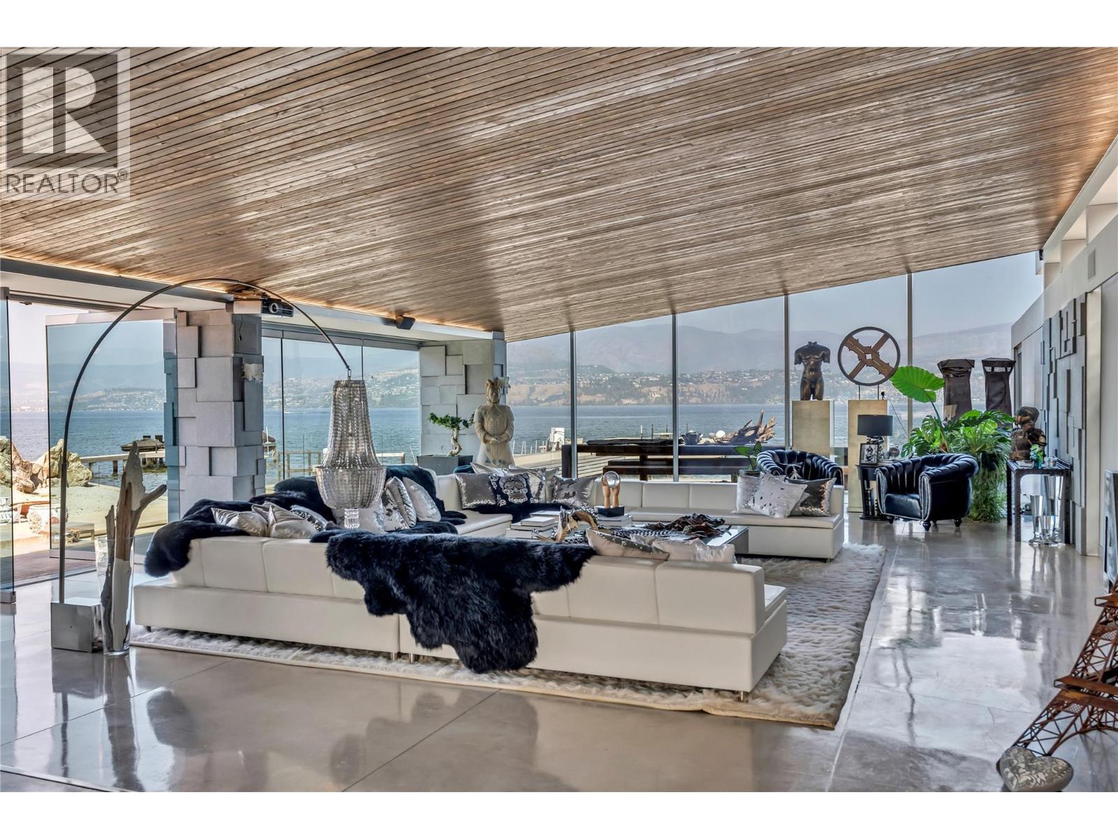 4358 Hobson Road, Kelowna, BC -