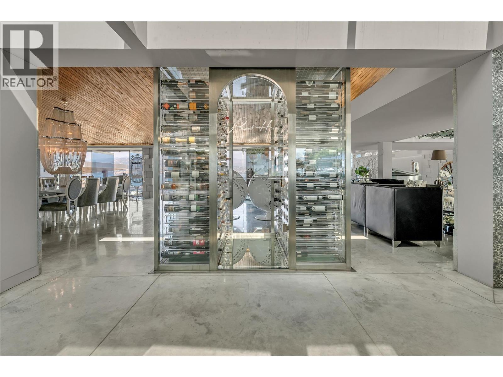 4358 Hobson Road, Kelowna, BC - Indoor Photo Showing Other Room