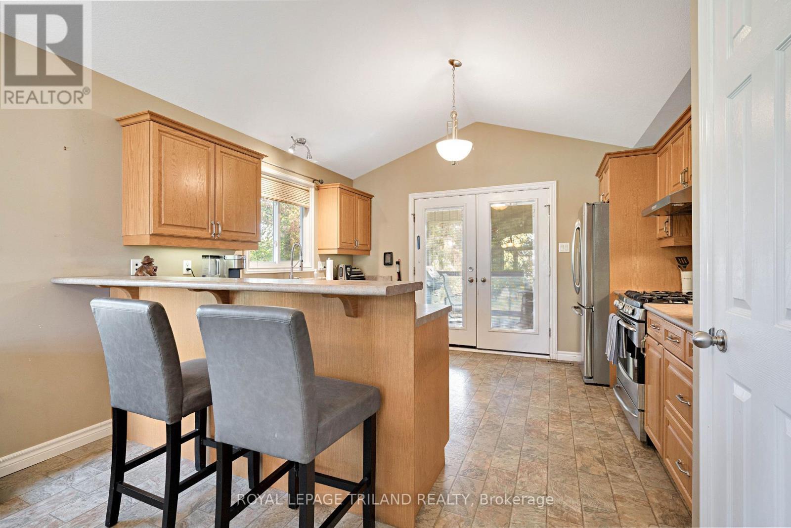 3805 Trillium Drive, Southwest Middlesex (Glencoe), ON - Indoor