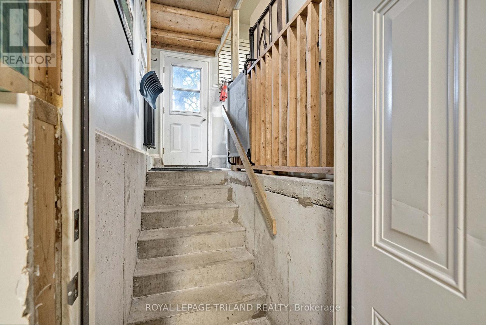 3805 Trillium Drive, Southwest Middlesex (Glencoe), ON - Indoor Photo Showing Other Room