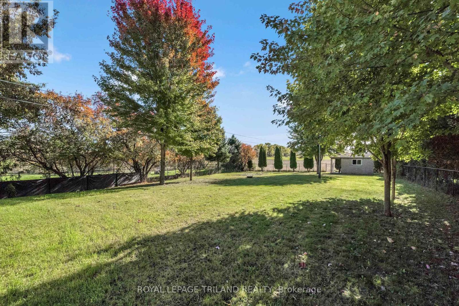 3805 Trillium Drive, Southwest Middlesex (Glencoe), ON - Outdoor