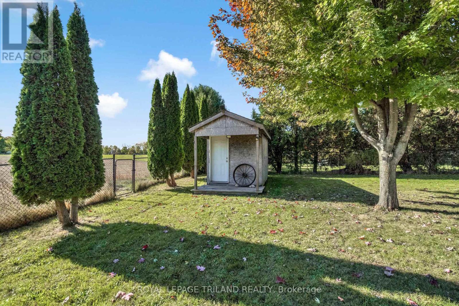 3805 Trillium Drive, Southwest Middlesex (Glencoe), ON - Outdoor