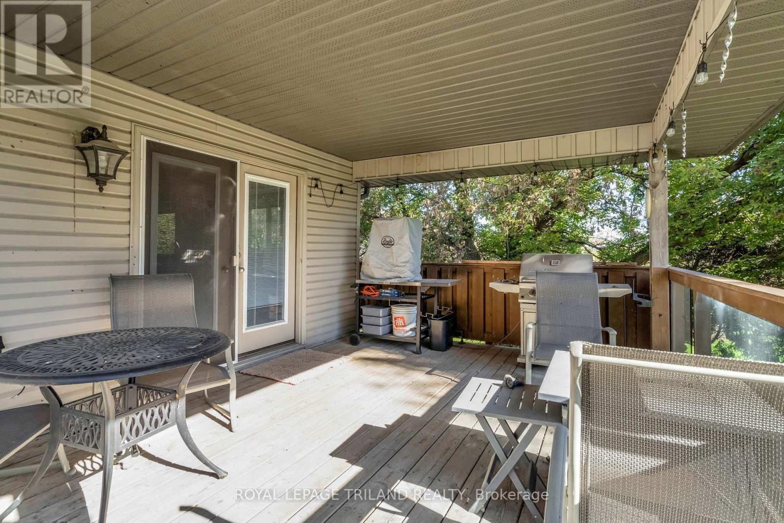 3805 Trillium Drive, Southwest Middlesex (Glencoe), ON - Outdoor With Deck Patio Veranda With Exterior