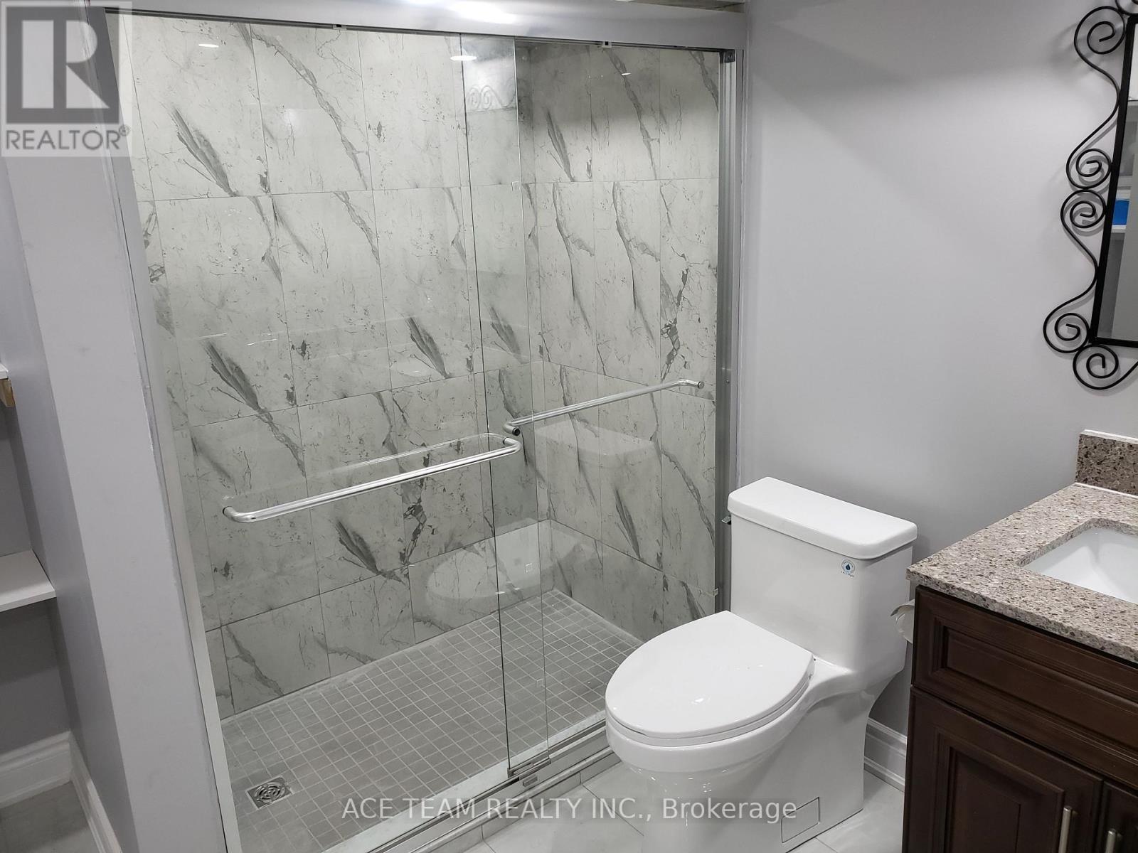 Bsmt - 64 Valleyway Drive, Brampton, ON - Indoor Photo Showing Bathroom