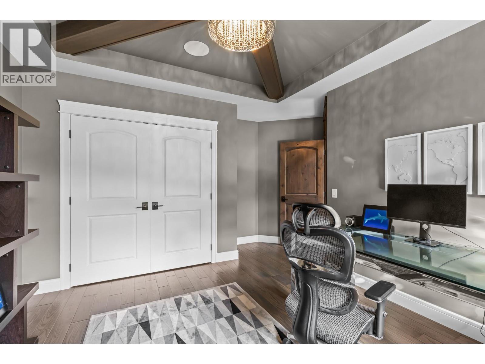 388 Rindle Court, Kelowna, BC - Indoor Photo Showing Office