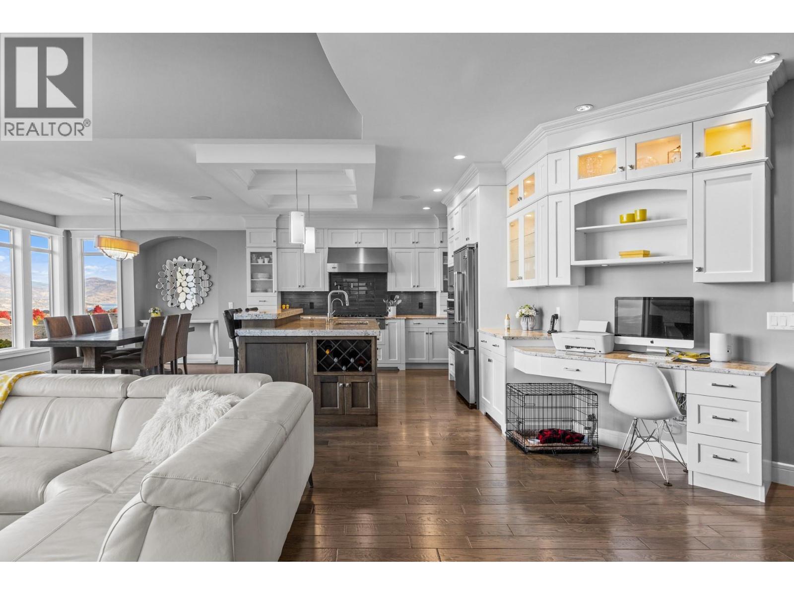 388 Rindle Court, Kelowna, BC - Indoor