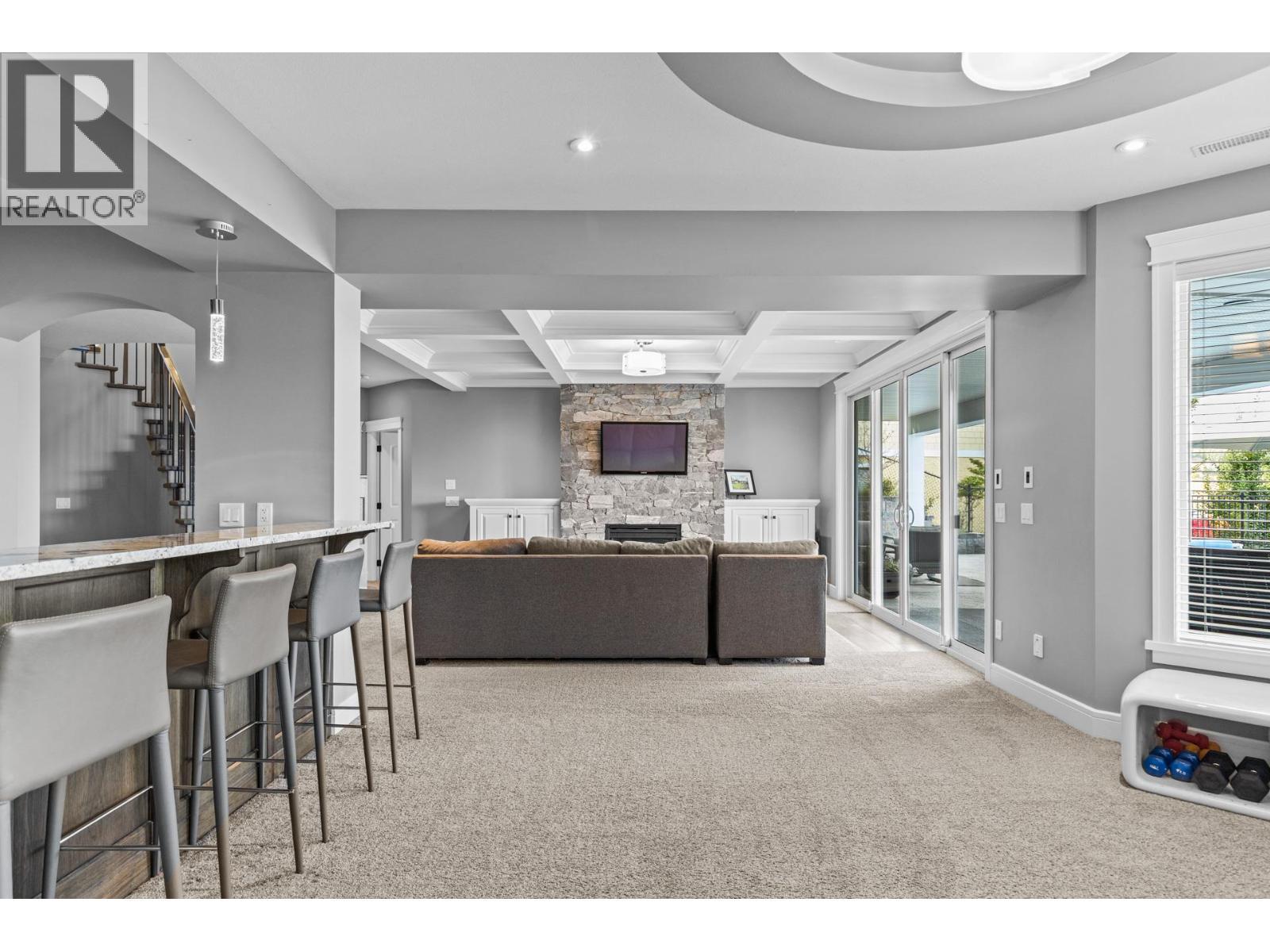 388 Rindle Court, Kelowna, BC - Indoor