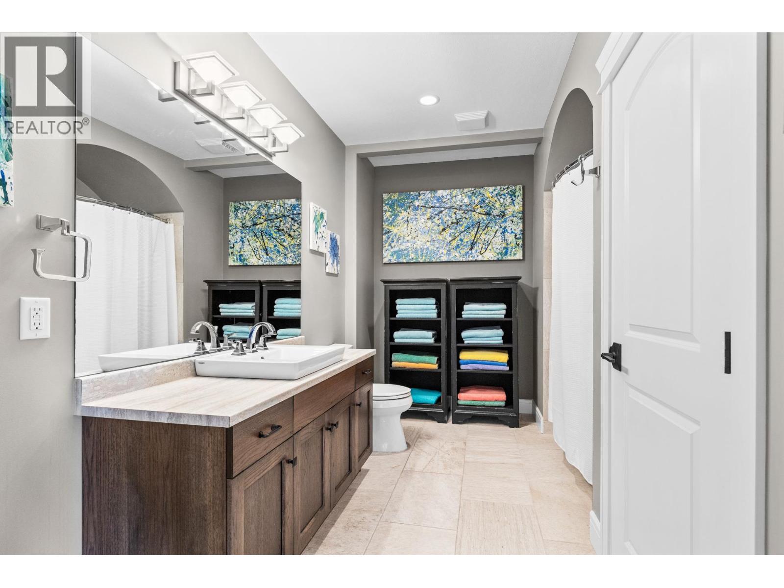 388 Rindle Court, Kelowna, BC - Indoor