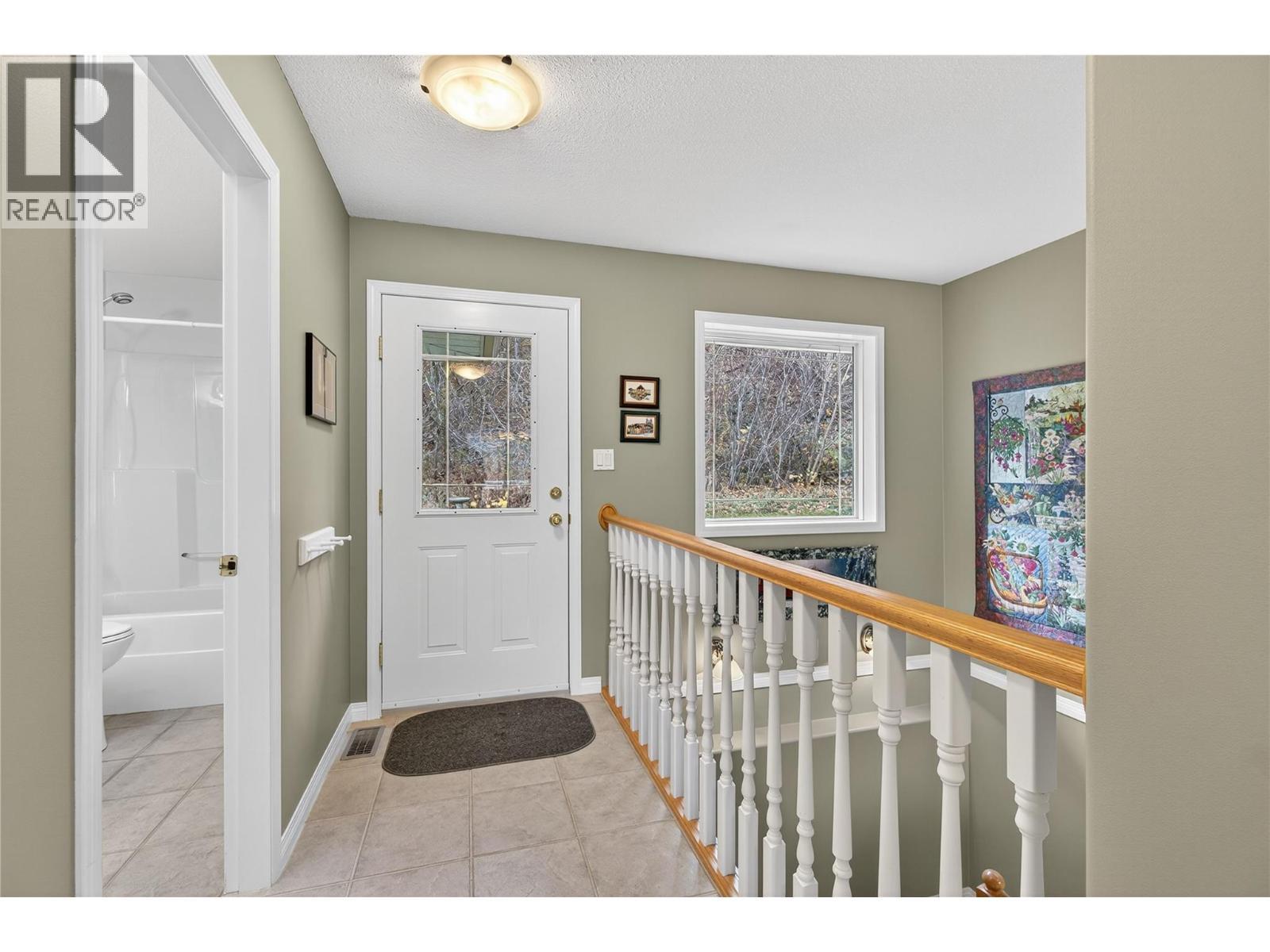 2940 Birch Lane, Blind Bay, BC - Indoor Photo Showing Other Room