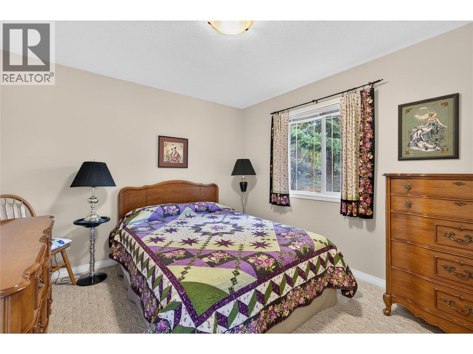 2940 Birch Lane, Blind Bay, BC - Indoor Photo Showing Bedroom