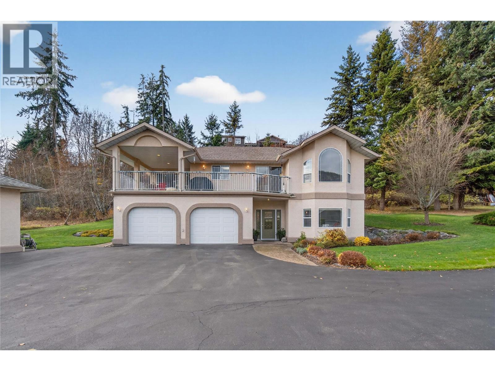 2940 Birch Lane, Blind Bay, BC - Outdoor With Facade