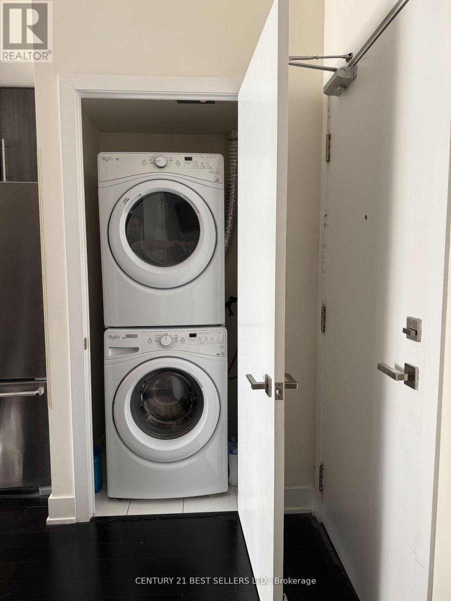 4206-Lph06 - 510 Curran Place, Mississauga, ON - Indoor Photo Showing Laundry Room