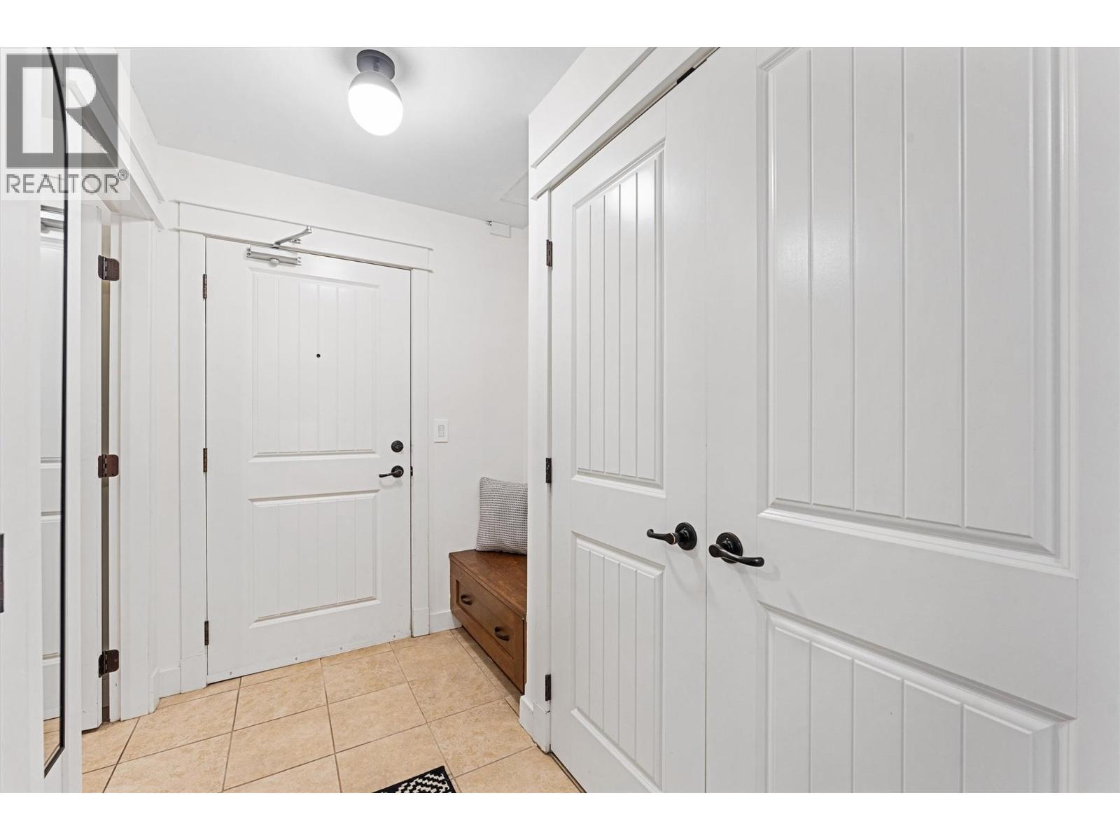 2470 Tuscany Drive Unit# 201, West Kelowna, BC - Indoor Photo Showing Other Room