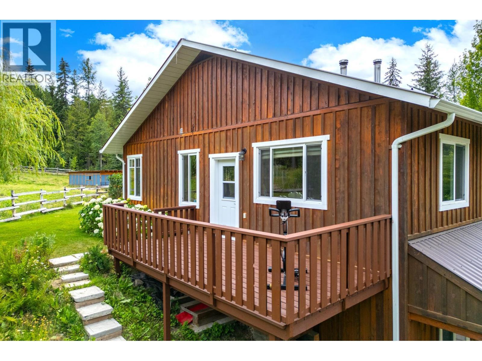 380 Richlands Road, Cherryville, BC - Outdoor With Exterior