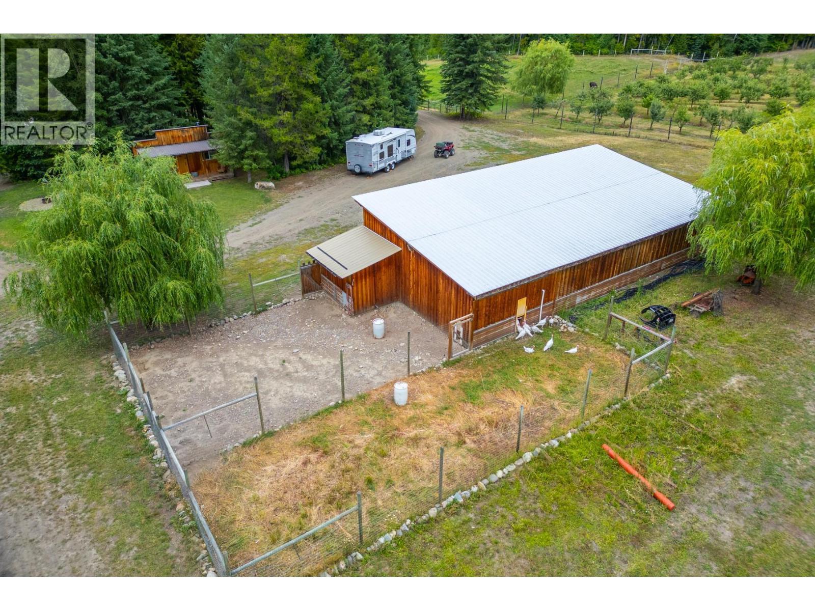 380 Richlands Road, Cherryville, BC - Outdoor