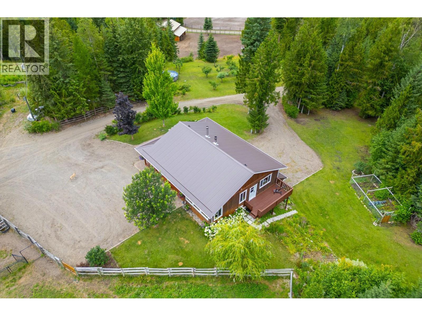 380 Richlands Road, Cherryville, BC - Outdoor