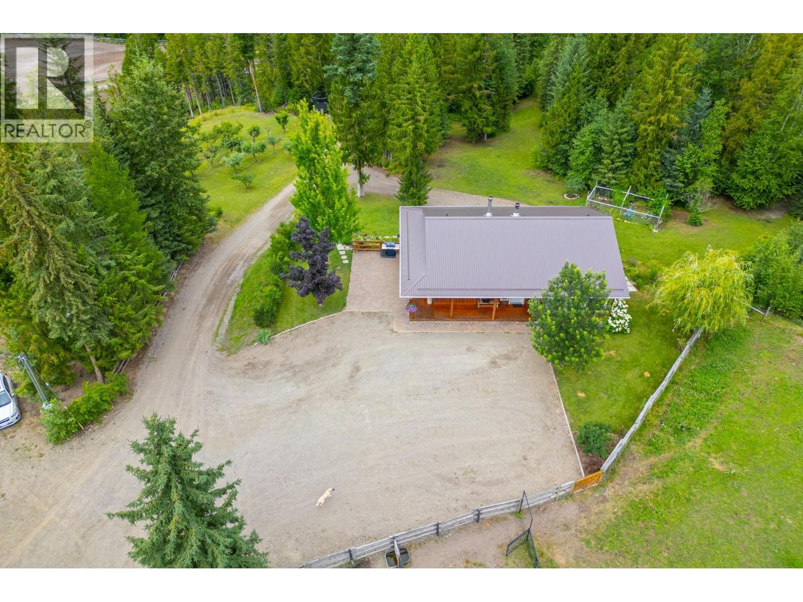 380 Richlands Road, Cherryville, BC - Outdoor