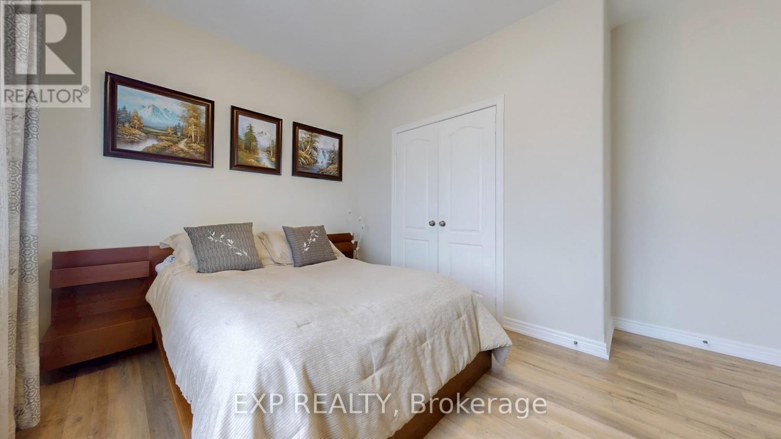 42 Somerville Crescent, Mulmur, ON - Indoor Photo Showing Bedroom
