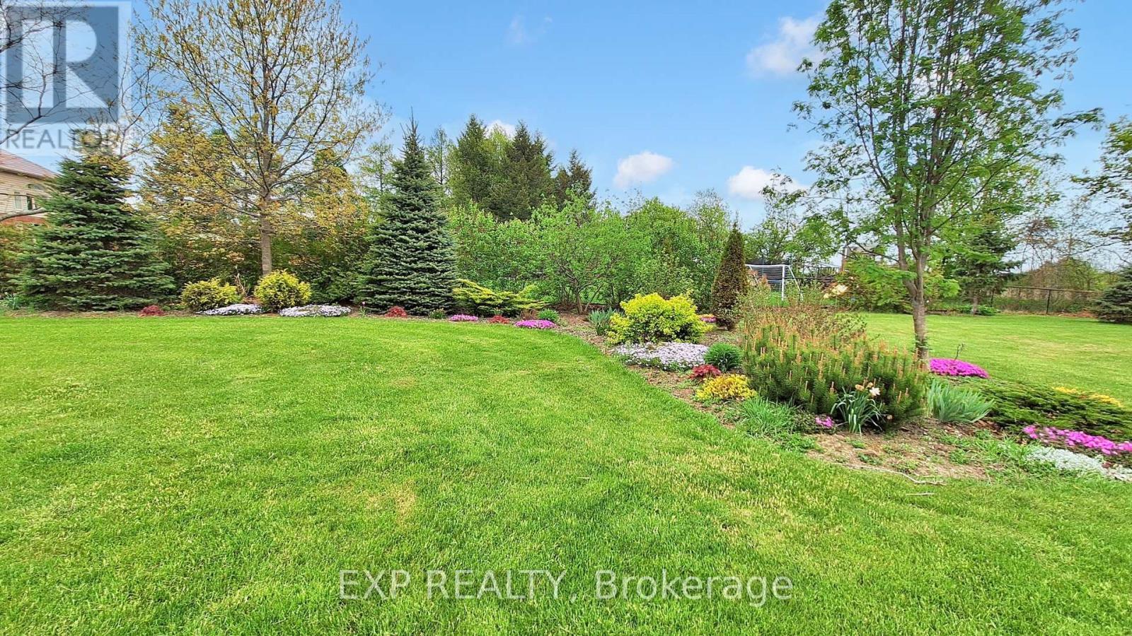 42 Somerville Crescent, Mulmur, ON - Outdoor