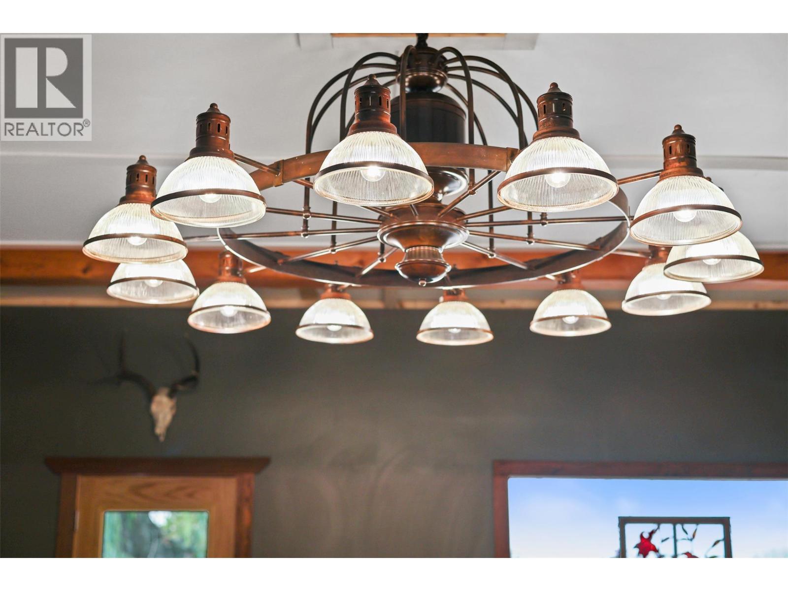 1580 Monte Creek Road, Kamloops, BC - Indoor Photo Showing Other Room