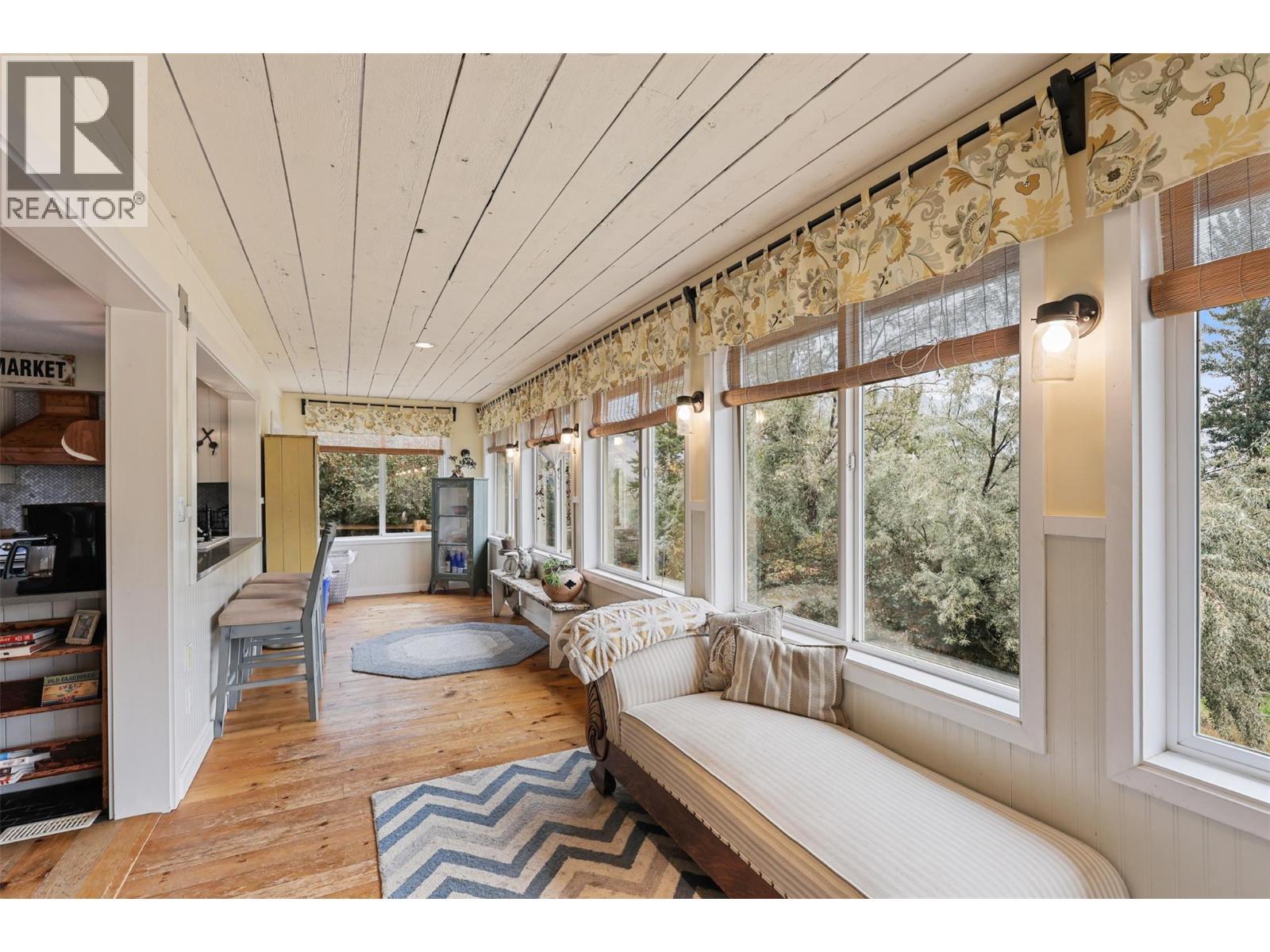 1580 Monte Creek Road, Kamloops, BC - Indoor Photo Showing Other Room