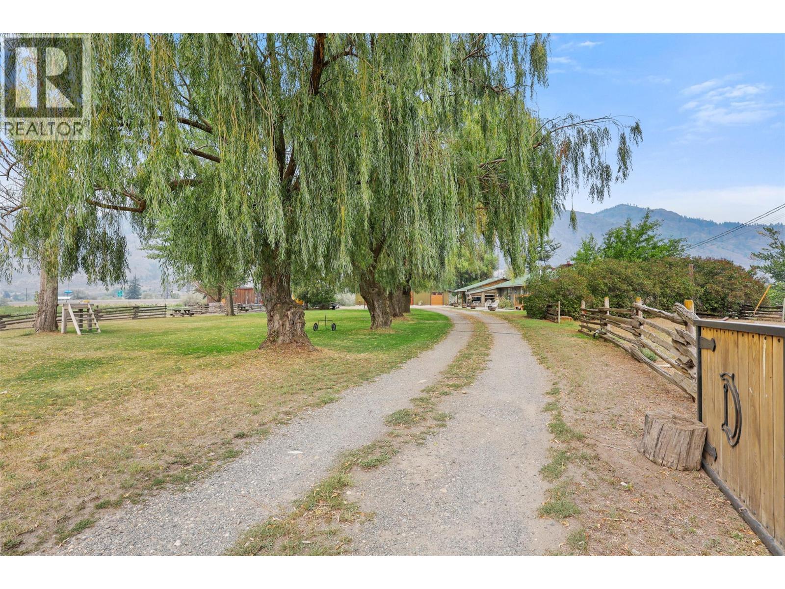 1580 Monte Creek Road, Kamloops, BC - Outdoor