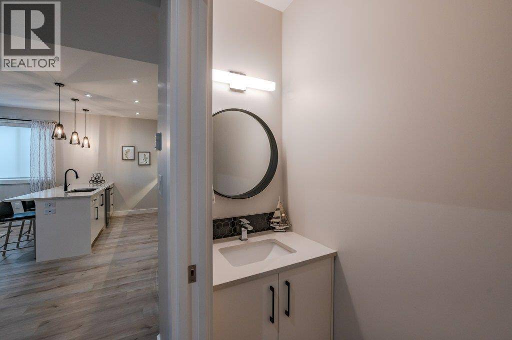 535 Westminster Avenue W Unit# 102, Penticton, BC - Indoor